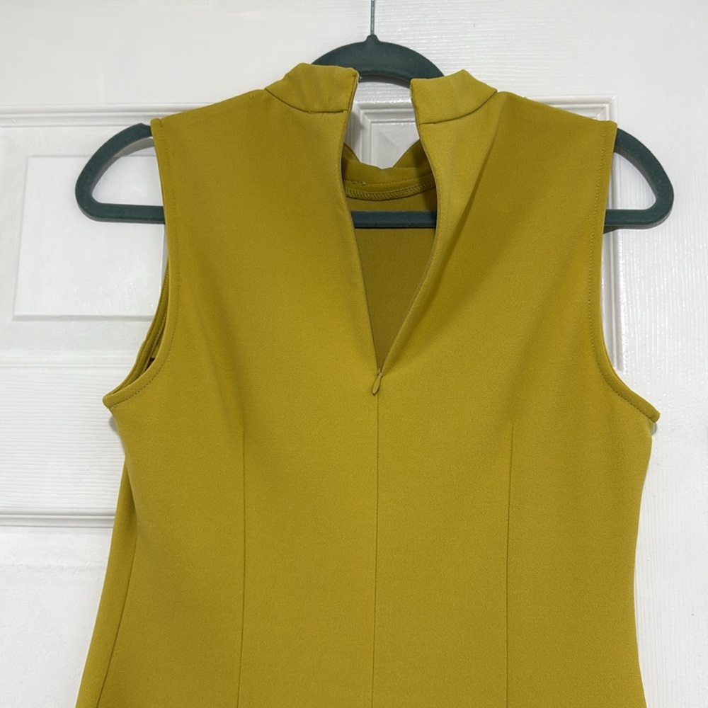 Sleeveless Mustard Dress - Picture 4 of 4